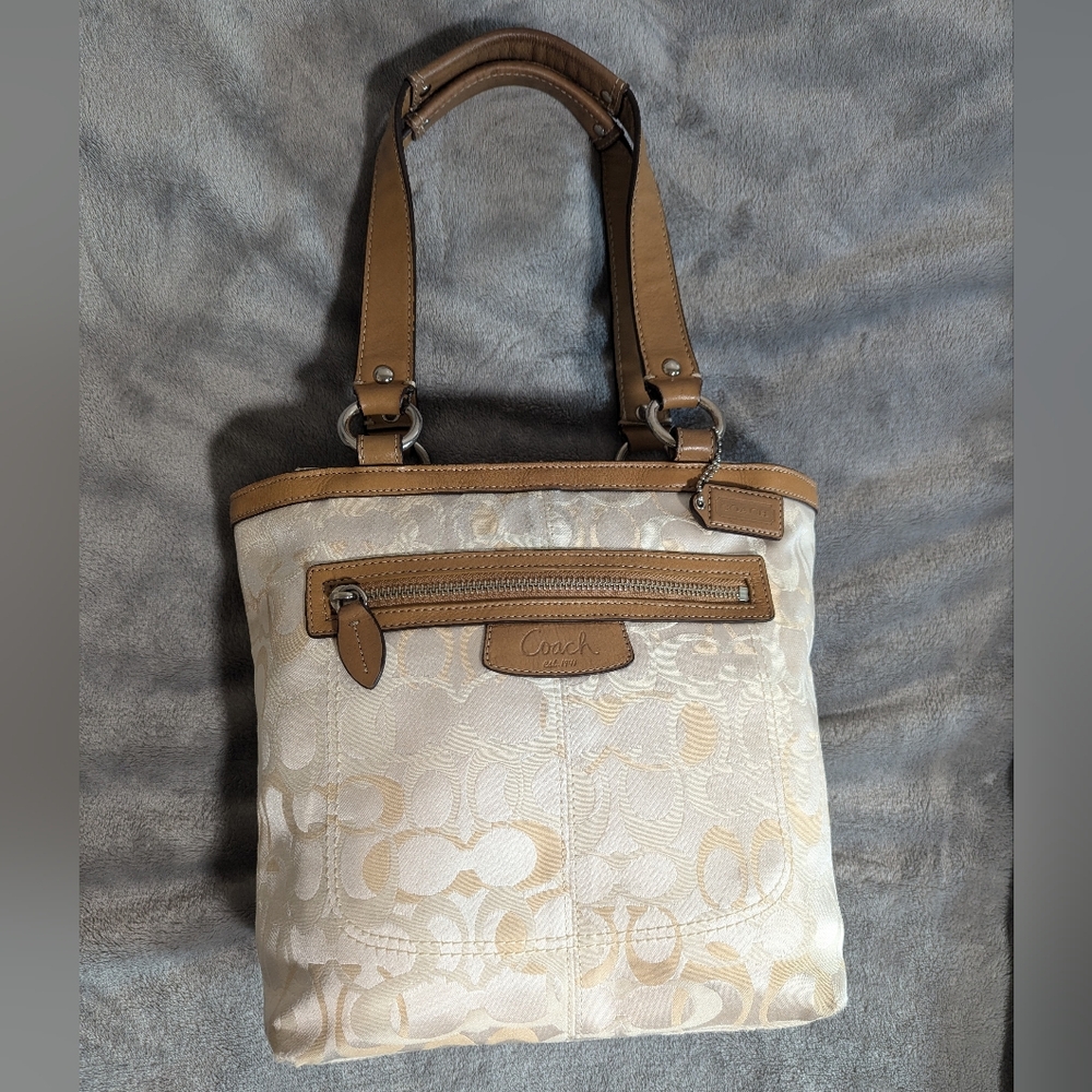 Coach Penelope shoulder bag